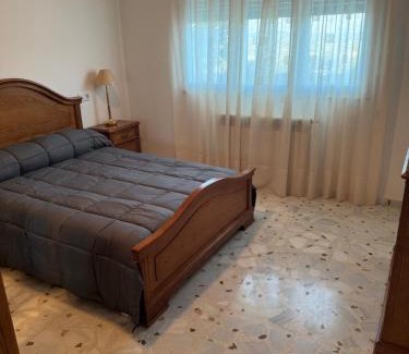Corullon House | Casa turismo rural Becar