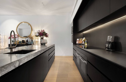 Kew House | Casa Urbanista - Luxury Architectural Residence with private pool in Kew