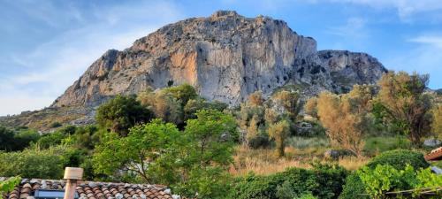 Alcara li Fusi House | Casa vacanze San Giorgio