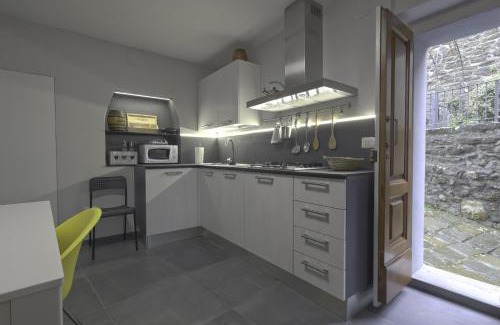 Ambra House | Casa Vacanze Vicolo della Luna