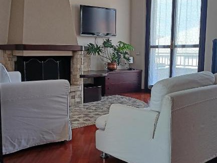 Pieve Emanuele Apartment | Casa Vanessa Appartamento in Villa - Humanitas