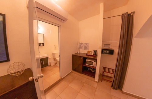 Puntas Hotel | Casa Verde Hotel - Steps to the Beach | Pool, Restaurant & Bar