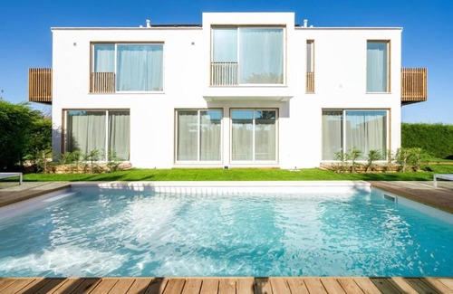 Povoa De Varzim House | Casa Vica - Sagres Apartments