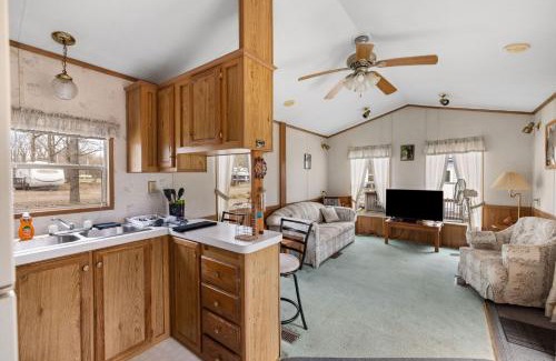 Russell House | Casa Villa Park 91