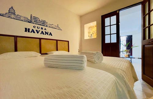 Old Havana Hostel | Casa Villaverde HABANA VIEJA