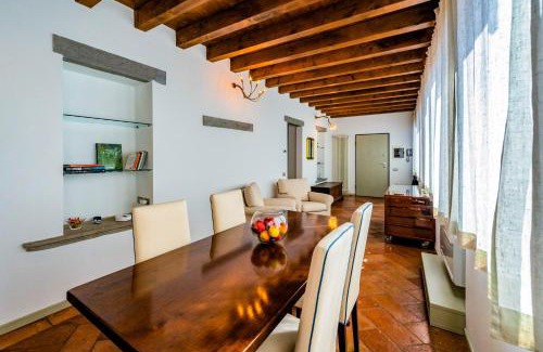 Citta Bassa Apartment | Casa Viola