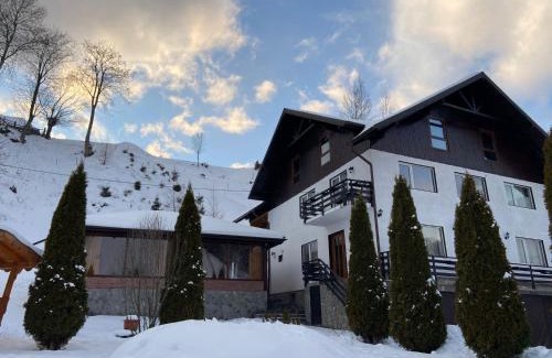 Moieciu Villa | Casa Violetei