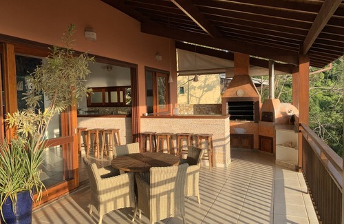 Toninhas House | Casa Vista Linda