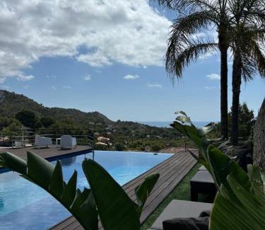 Benicassim Villa | Casa vistas al mar con piscina y barbacoa