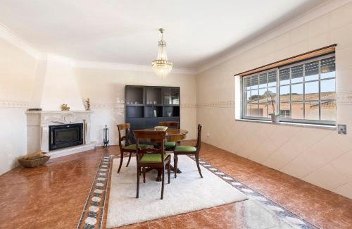 Magoito Villa | Casa Waardal, 4 bedroom villa with pool