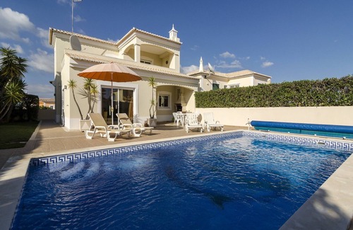 Chinicato Villa | Casa Winnie, 2 Bedroom Villa with Pool in a lovely location, Lagos. 6405/AL