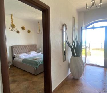 Doua Mai House | Casa YMA