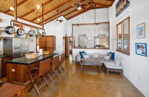 San Juan del Sur Villa | Casa Yosi, Beach Front Villa