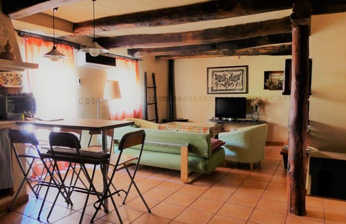 Erias House | Casa Zambrana