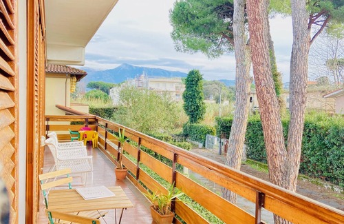 Lido di Camaiore Apartment | CASA ZOE. two steps from the sea!