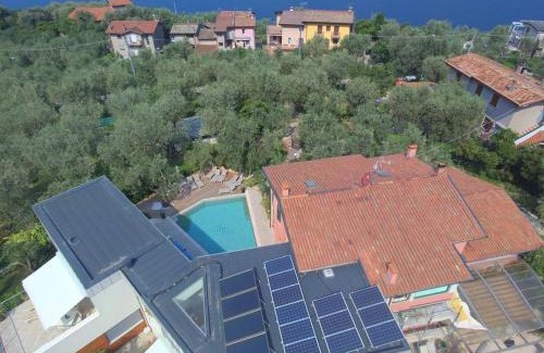 Malcesine House | "CASABANA" - relax tutto l'anno - giardino - piscina Top
