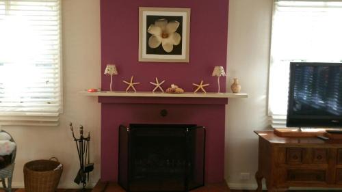 Nelson Bay Apartment | Casablanca Enchanted Cottage