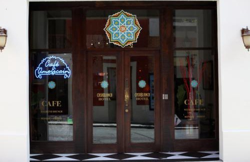 San Francisco Hotel | CasaBlanca Hotel