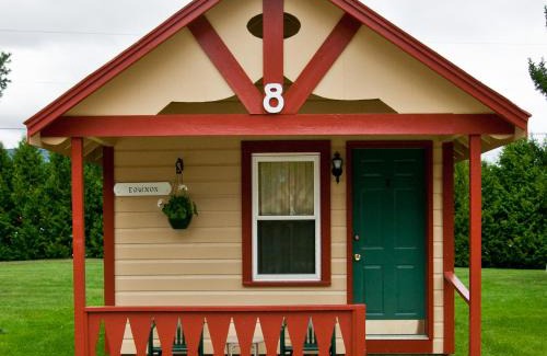 Manchester Center Hotel | Casablanca Motel