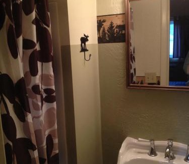 Manchester Center Hotel | Casablanca Motel