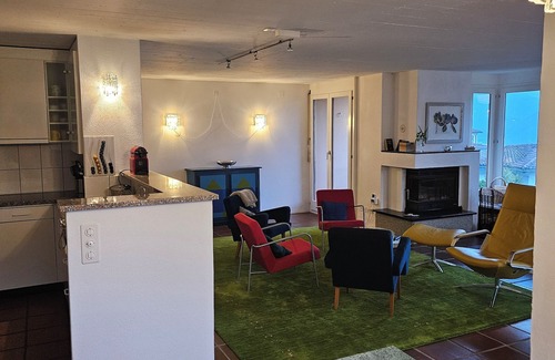 Orselina House | CasaConte: Tranquil 3-bedroom house with fantastic views and WiFi in Orselina