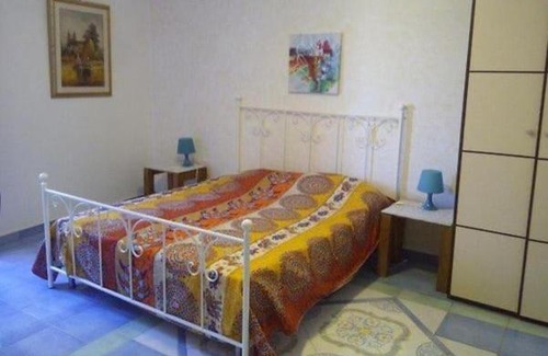 Rotondella Bed & Breakfast | Casale arancio