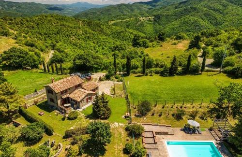 Pieve di Chio Villa | Casale Cantalena