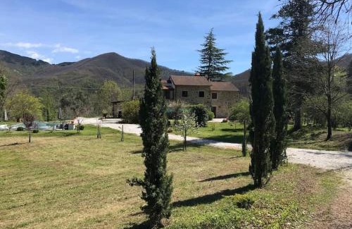 Fosdinovo Villa | Casale del Pozzo-Villa with pool - Fosdinovo in the borgo of Pulica