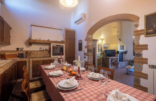 Monteguidi Villa | Casale la Peschiera In Casole d'elsa, Tuscany