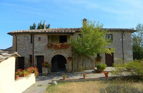 Monteroni d'Arbia Villa | Casale Stine In Monteroni d'arbia, Tuscany