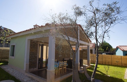 Arco de Baulhe House | Casas do Paço - Holiday homes, Casa Amarela