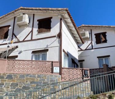 Cambron House | Casas Rurales Prunus Avium