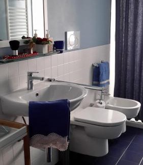 Zona Farini Bed & Breakfast | Casatitta Bed & Breakfast