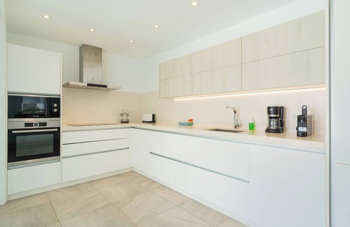 Playa Blanca Villa | Cascada33 | Luxurious 4-bed villa just a 5 minute walk from the beach