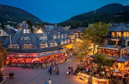 Whistler Cay Heights Condo | Cascade Lodge is literally just steps away from your ski lift or charm of town.