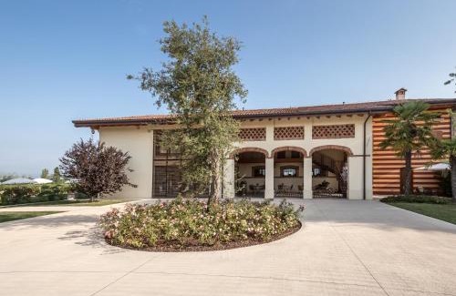 San Benedetto di Lugana House | Cascina Borghetta