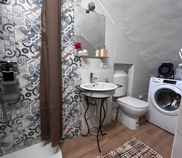 Castellero Apartment | Cascina Fiorita, da Valerio