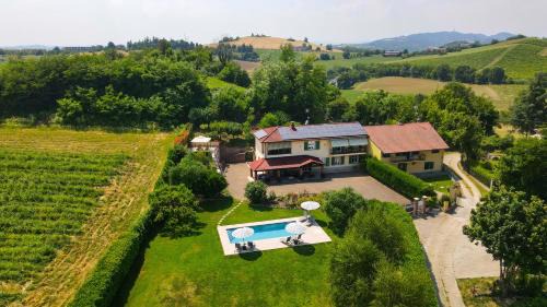 Penango Bed & Breakfast | Cascina il Volo