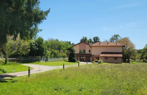 Lozzolo Apartment | Cascina in Alto Piemonte/Piedmont countryhouse