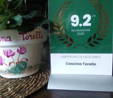 Monforte d'Alba Bed & Breakfast | Cascina Torello