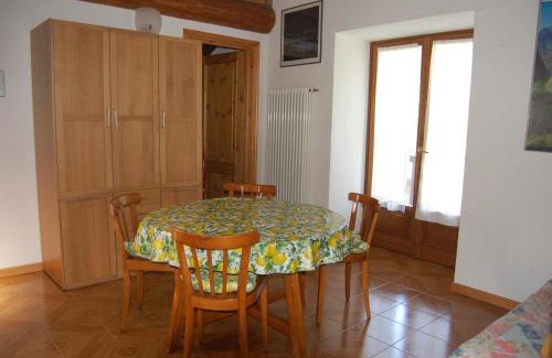 Coveyrand-Vieu Apartment | Case Gran Paradiso Rhemes Saint Georges