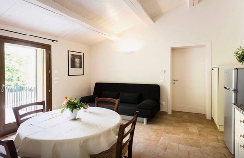 Castel di Mezzo Apartment | Case San Bartolo-Gelsomino: in nature reserve by the sea-pool-fantastic view