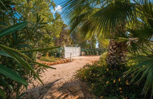 Montevago House | Case Vacanze Pietre Rosse -ALBA