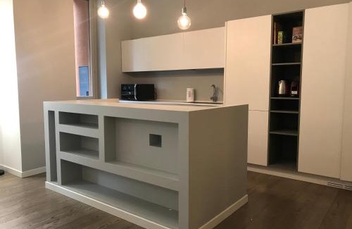 Milano Due Apartment | CaseOspitali - Casa Raffaella, moderno bilocale vicino al San Raffaele