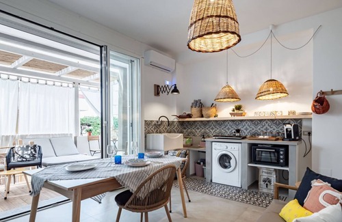 Lido Conchiglie Apartment | Casetta Amelia by Rentbeat