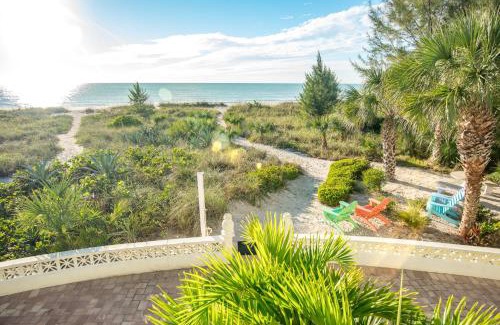 Nokomis Apartment | Casey Key Retreat
