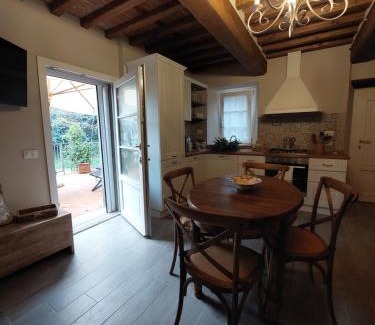 Pieve di Compito Villa | Casina Laura