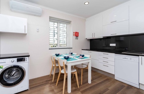 Vila Nova de Gaia House | Casinha dos Avós by LovelyStay