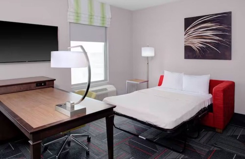 Columbus Hotel | Casino, Culture & Comfort: Columbus Stay w/Pool | Free Breakfast & WiFi