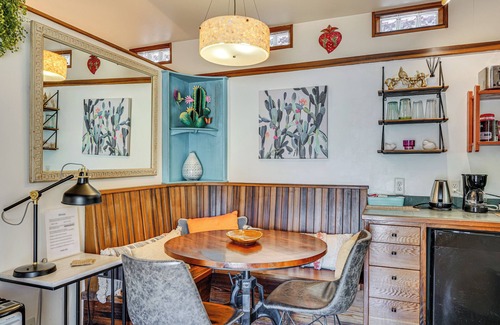 Patagonia Apartment | Casita Colibri: Lovely, Romantic Patagonia Retreat